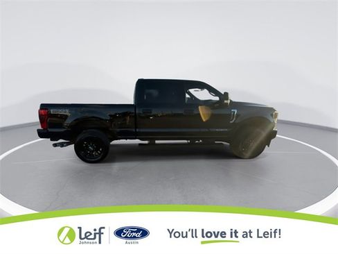 Used 2022 Ford F250 XLT w/ Black Appearance Package image 12
