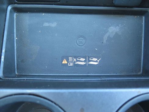 Used 2023 GMC Yukon Denali w/ Denali Reserve Package image 14