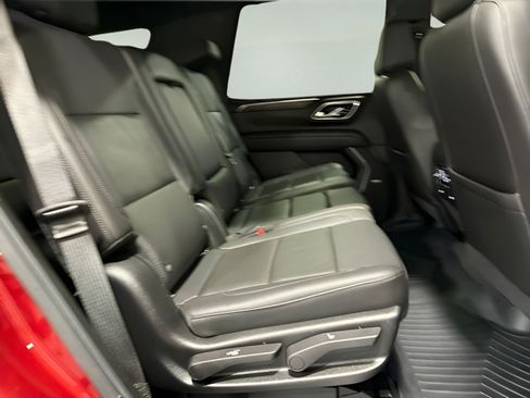 Used 2021 Chevrolet Tahoe Z71 AWD/4WD image 32