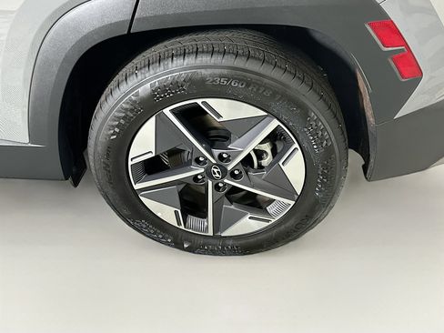 Used 2025 Hyundai Tucson SEL FWD image 11