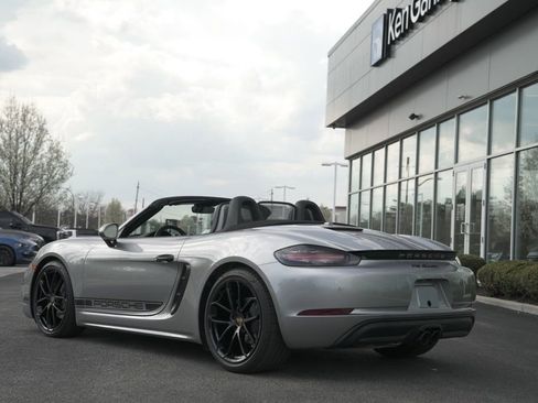 Used 2025 Porsche 718 Boxster image 13