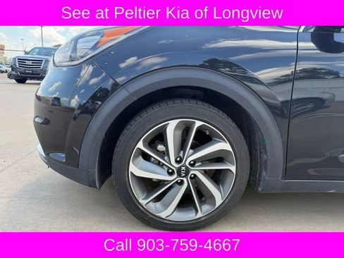 Used 2018 Kia Niro Touring FWD image 9