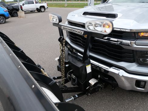 Used 2024 Chevrolet Silverado 3500 LT w/ Convenience Package AWD/4WD image 17