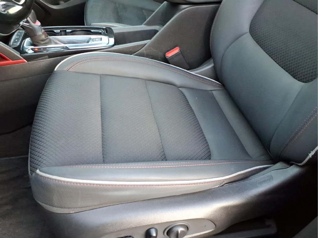 Used 2022 Chevrolet TrailBlazer RS w/ Sun and Liftgate Package FWD image 18