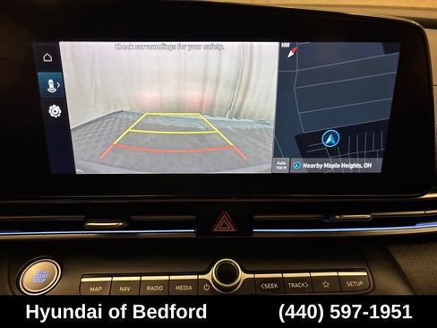 Used 2024 Hyundai Elantra SEL FWD image 19
