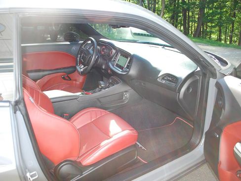 Used 2019 Dodge Challenger SRT Hellcat Redeye RWD image 37