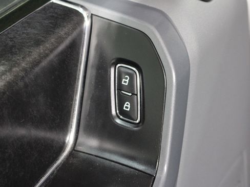 Used 2022 Ford F150 XLT w/ Equipment Group 302A High AWD/4WD image 8