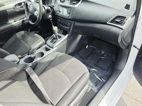 Used 2018 Nissan Sentra S FWD image 11