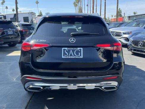 New 2026 Mercedes-Benz GLC 300 image 5