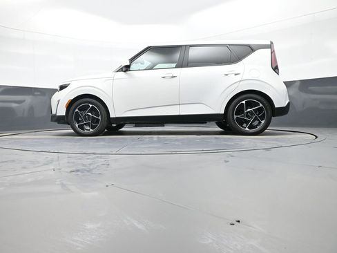 Used 2023 Kia Soul EX image 33