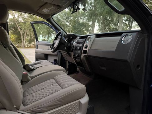 Used 2010 Ford F150 XLT image 10