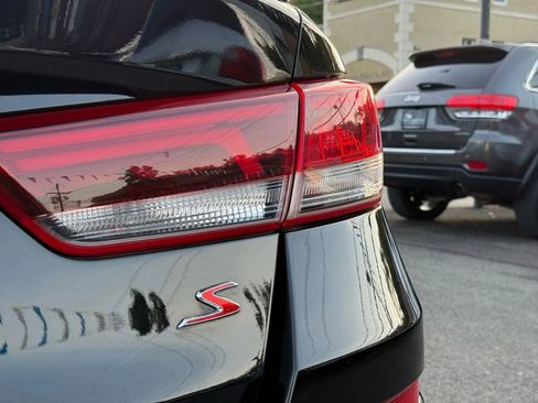 Used 2019 Kia Optima S w/ S Panoramic Sunroof Package image 6