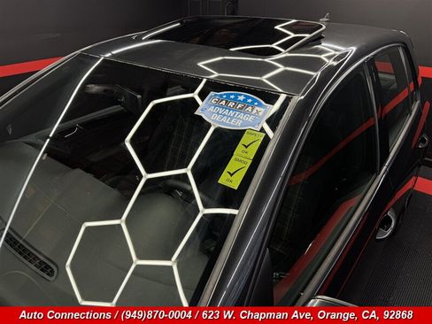 Used 2012 Volkswagen Golf 4-Door FWD image 34