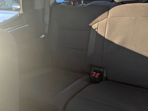 Used 2025 Chevrolet Silverado 1500 LT image 25