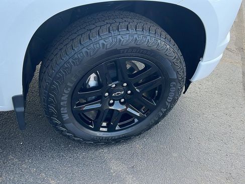 Used 2023 Chevrolet Silverado 1500 Custom w/ Rally Edition image 30