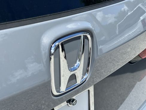 Used 2024 Honda CR-V EX-L image 10