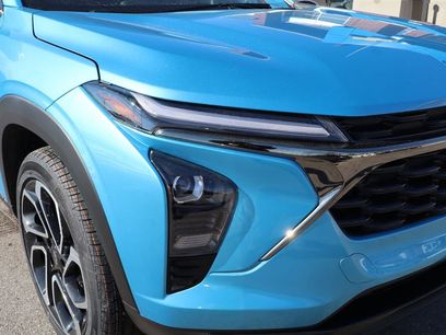 New 2026 Chevrolet Trax RS w/ Sunroof Package