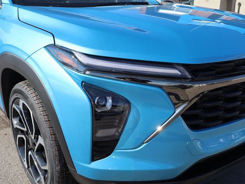 New 2026 Chevrolet Trax RS w/ Sunroof Package image 3