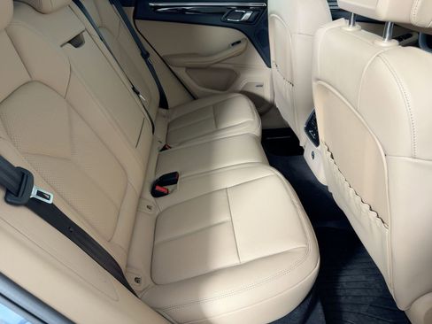 Certified 2026 Porsche Macan S AWD/4WD image 29