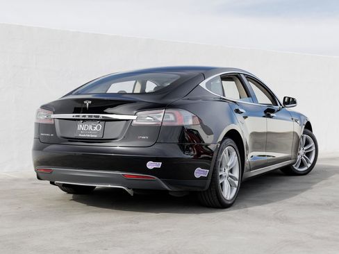Used 2013 Tesla Model S Performance image 7