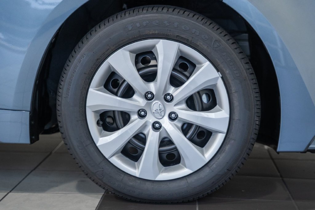 New 2027 Toyota Corolla LE FWD image 13