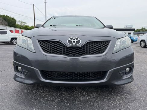 Used 2011 Toyota Camry SE w/ Fleet Convenience Pkg FWD image 2