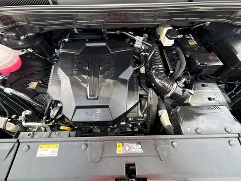 Used 2026 Kia Carnival FWD image 17