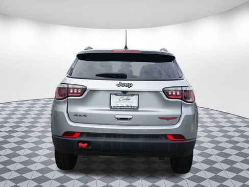 Used 2023 Jeep Compass Trailhawk AWD/4WD image 6
