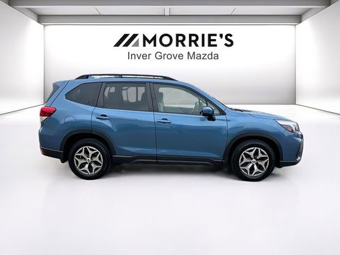 Used 2019 Subaru Forester Premium image 4