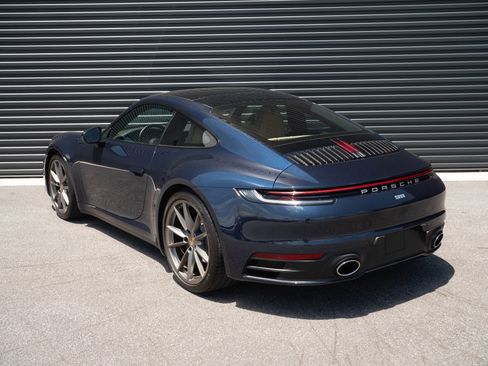 Certified 2021 Porsche 911 Carrera RWD image 3