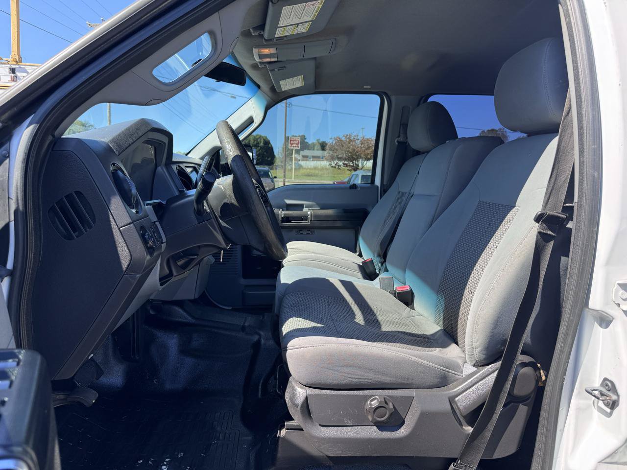 Used 2015 Ford F250 XL w/ Power Equipment Group AWD/4WD image 10