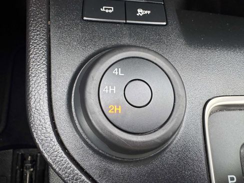 Used 2023 Ford Ranger Lariat image 34