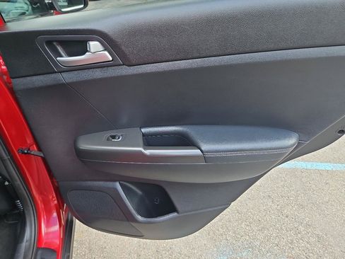 Used 2018 Kia Sportage LX AWD/4WD image 18