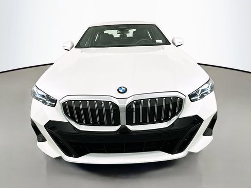 New 2026 BMW 530i 530i w/ M Sport Package image 2