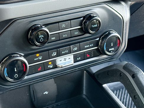 Certified 2022 Ford Bronco Big Bend image 11