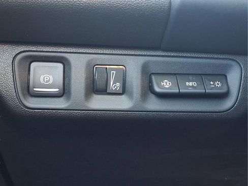 Used 2022 GMC Acadia Denali image 14