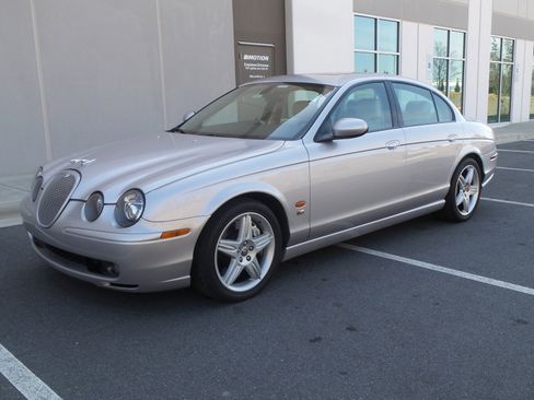 Used 2003 Jaguar S-TYPE R image 97