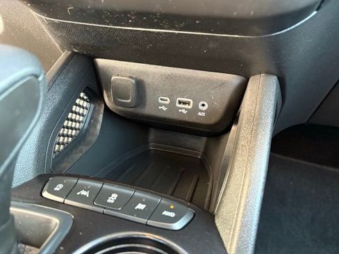 Used 2023 Chevrolet TrailBlazer LT image 19