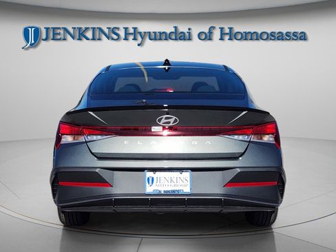 New 2026 Hyundai Elantra Sport image 4