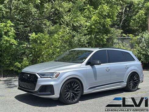 Used 2020 Audi SQ7 Premium Plus w/ Driver Assistance Package AWD/4WD image 2