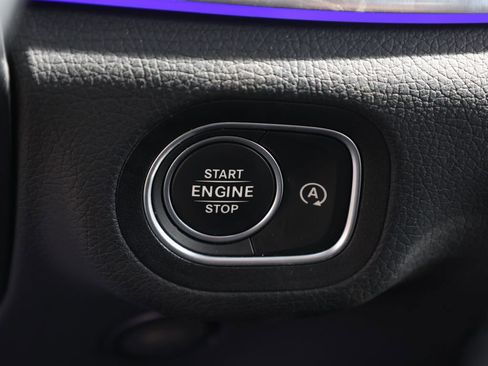 Used 2025 Mercedes-Benz GLE 350 4MATIC image 31