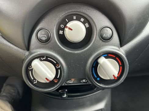 Used 2014 Nissan Versa Note SV image 18