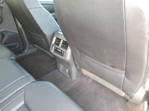 Used 2018 Volkswagen Atlas SE FWD image 11