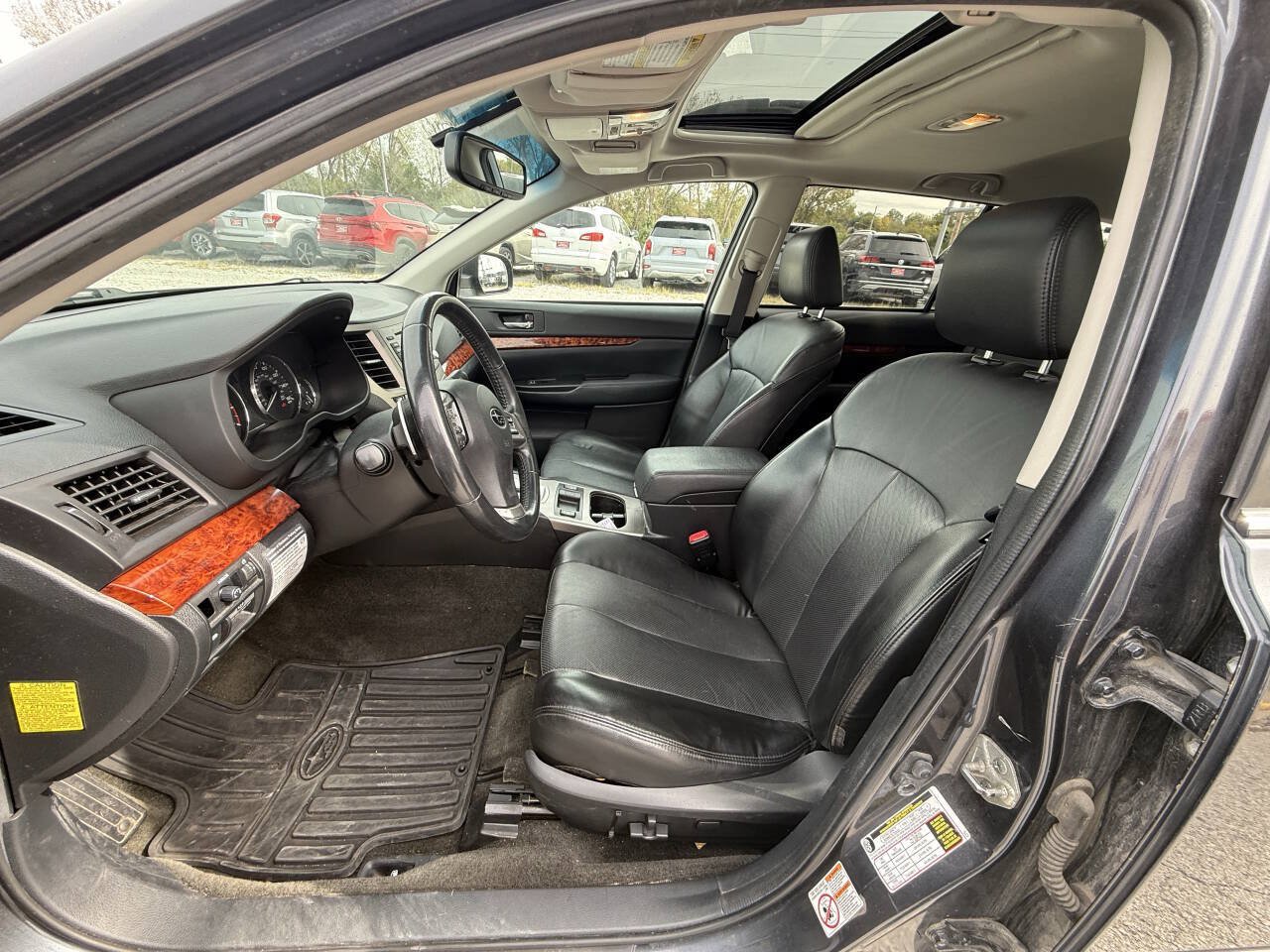 Used 2012 Subaru Outback 3.6R Limited w/ Moonroof Pkg AWD/4WD image 22