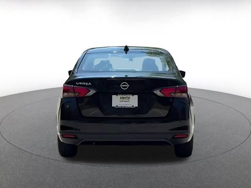 Used 2025 Nissan Versa SV FWD image 10