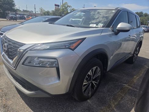 Used 2023 Nissan Rogue SV FWD image 1