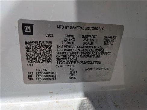 Used 2021 Chevrolet Silverado 2500 LTZ w/ LTZ Convenience Package AWD/4WD image 15