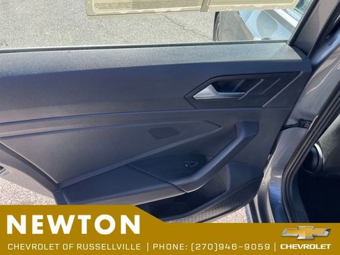Used 2025 Volkswagen Jetta S FWD image 35