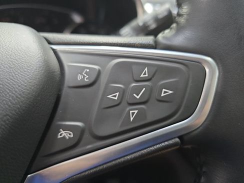 Used 2022 Chevrolet Equinox LT AWD/4WD image 18