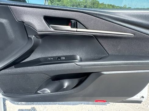 Used 2025 Toyota Camry LE FWD image 18